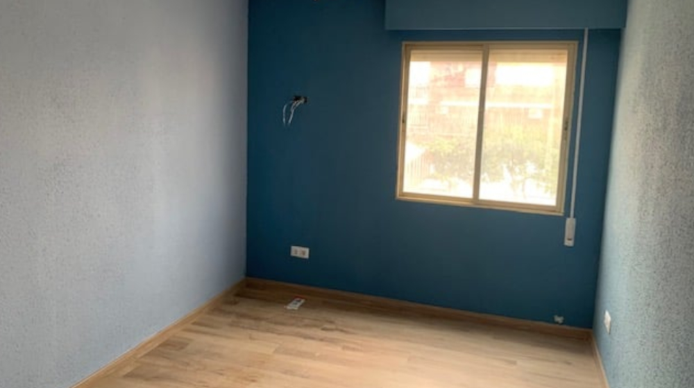 Bogyisz Generál, generálkivitelezés, homlokzati szigetelés, tetőfedés, tetőfelújítás, vakolás, színezés, gipszkartonozás, burkolás, szobafestés, mázolás, parkettázás, kőműves munkák