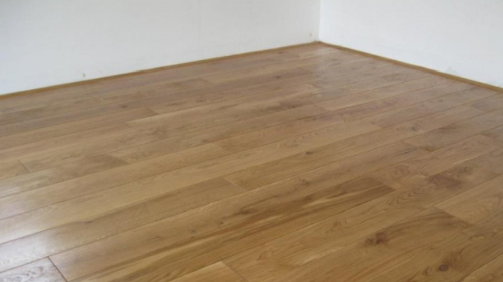 Bogyisz Generál, generálkivitelezés, homlokzati szigetelés, tetőfedés, tetőfelújítás, vakolás, színezés, gipszkartonozás, burkolás, szobafestés, mázolás, parkettázás, kőműves munkák