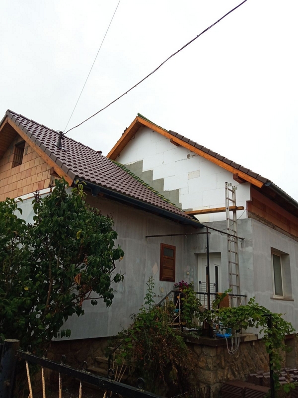 Bogyisz Generál, generálkivitelezés, homlokzati szigetelés, tetőfedés, tetőfelújítás, vakolás, színezés, gipszkartonozás, burkolás, szobafestés, mázolás, parkettázás, kőműves munkák